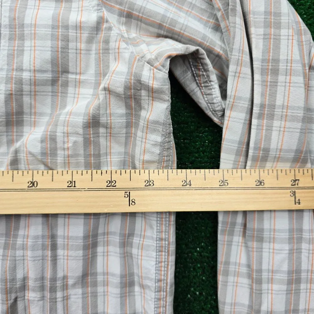 The North Face Shirt Mens XL Gray Plaid Long Sleeve Outdoors Casual Button‎ Up